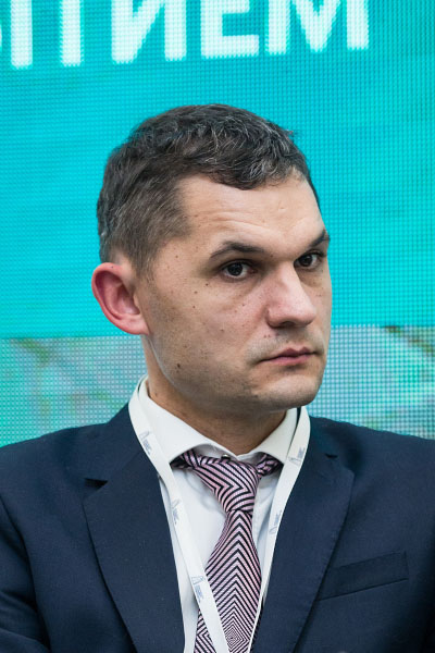 Антон Захарченко